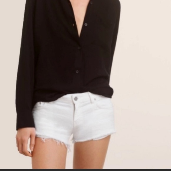 Aritzia Talula The OC Cut-Off Denim Shorts - Picture 3 of 3